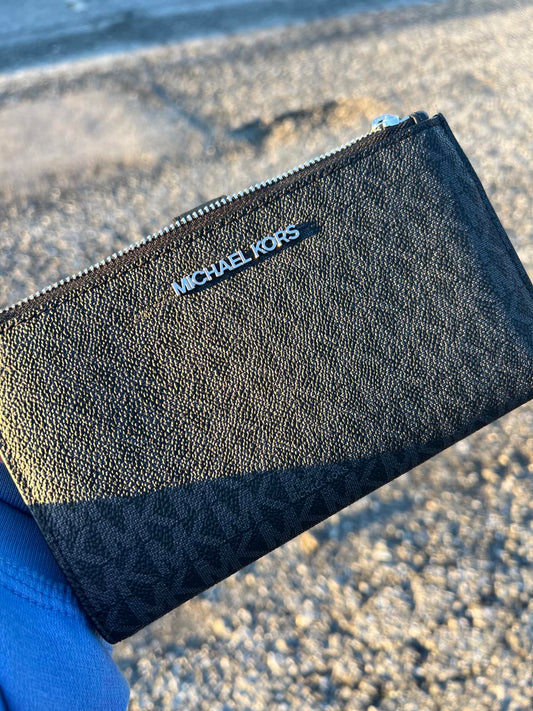 MK - Metallic Logo Smartphone Wallet / Wristlet